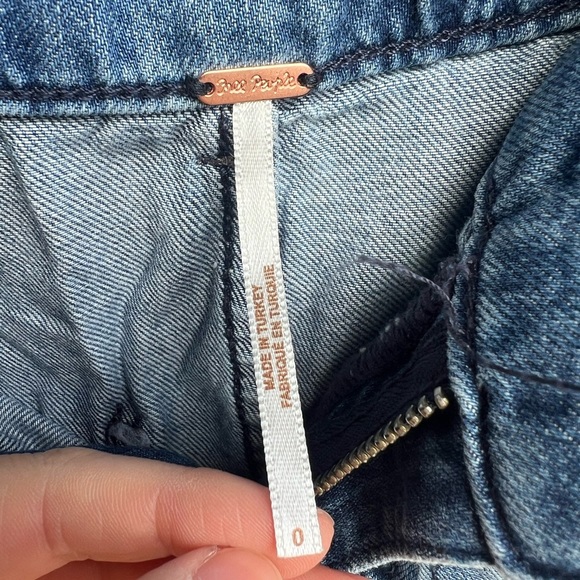 Free people light blue denim mini skirt size 0 - Picture 6 of 9